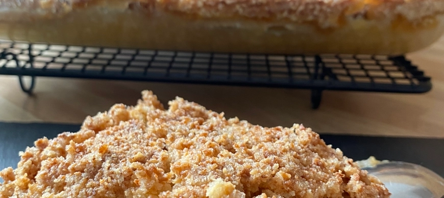 Crumble de coco, pera y manzana